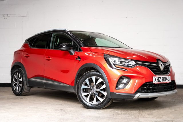 View our RENAULT CAPTUR
