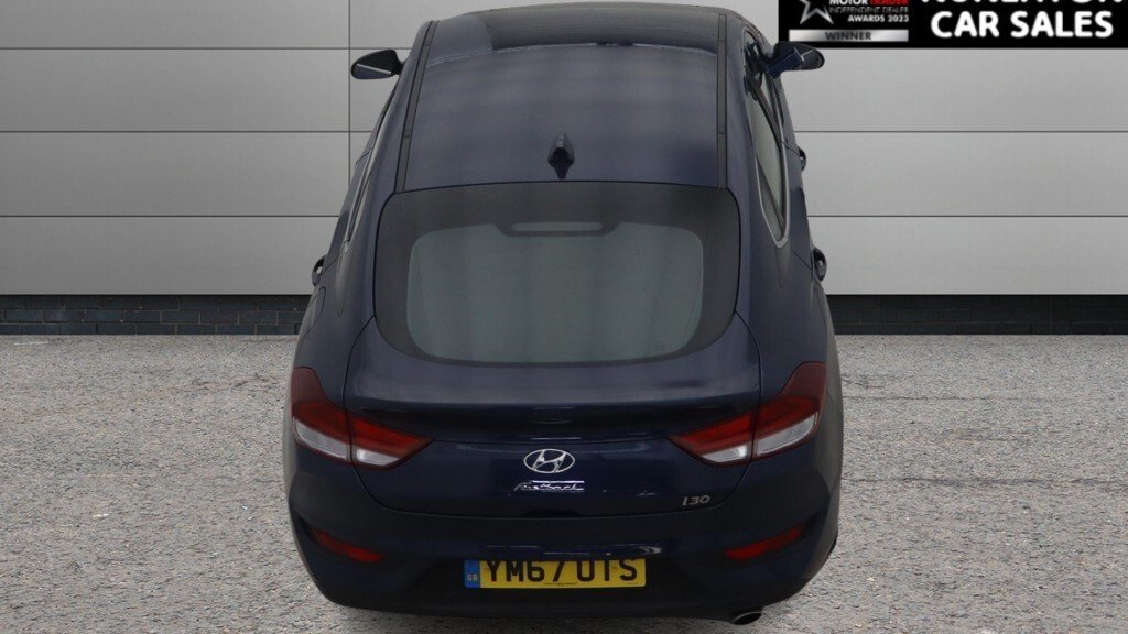 USED 2018 67 HYUNDAI I30 1.4 T-GDi SE Nav Fastback 5dr Petrol DCT Euro 6 (s/s) (140 ps) 
