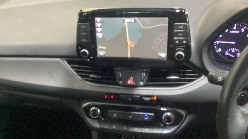 USED 2018 67 HYUNDAI I30 1.4 T-GDi SE Nav Fastback 5dr Petrol DCT Euro 6 (s/s) (140 ps) 
