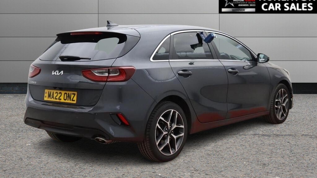 USED 2022 22 KIA CEED 1.6 CRDi MHEV 3 Hatchback 5dr Diesel Hybrid Manual Euro 6 (s/s) (134 bhp) 