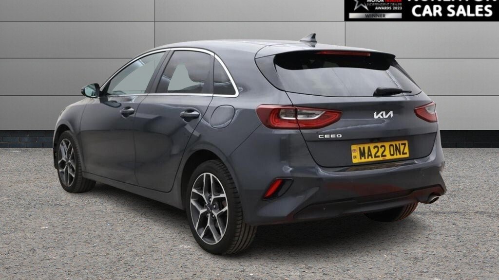 USED 2022 22 KIA CEED 1.6 CRDi MHEV 3 Hatchback 5dr Diesel Hybrid Manual Euro 6 (s/s) (134 bhp) 