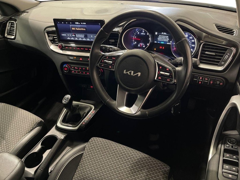 USED 2022 22 KIA CEED 1.6 CRDi MHEV 3 Hatchback 5dr Diesel Hybrid Manual Euro 6 (s/s) (134 bhp) Driver Modes