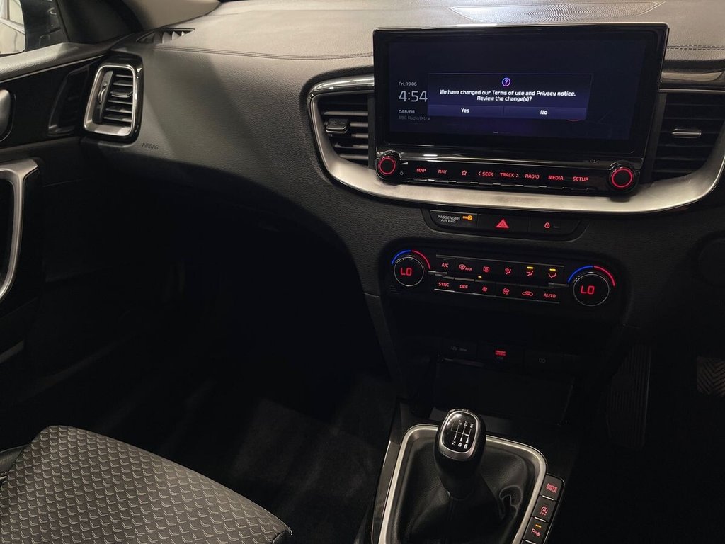 USED 2022 22 KIA CEED 1.6 CRDi MHEV 3 Hatchback 5dr Diesel Hybrid Manual Euro 6 (s/s) (134 bhp) Driver Modes