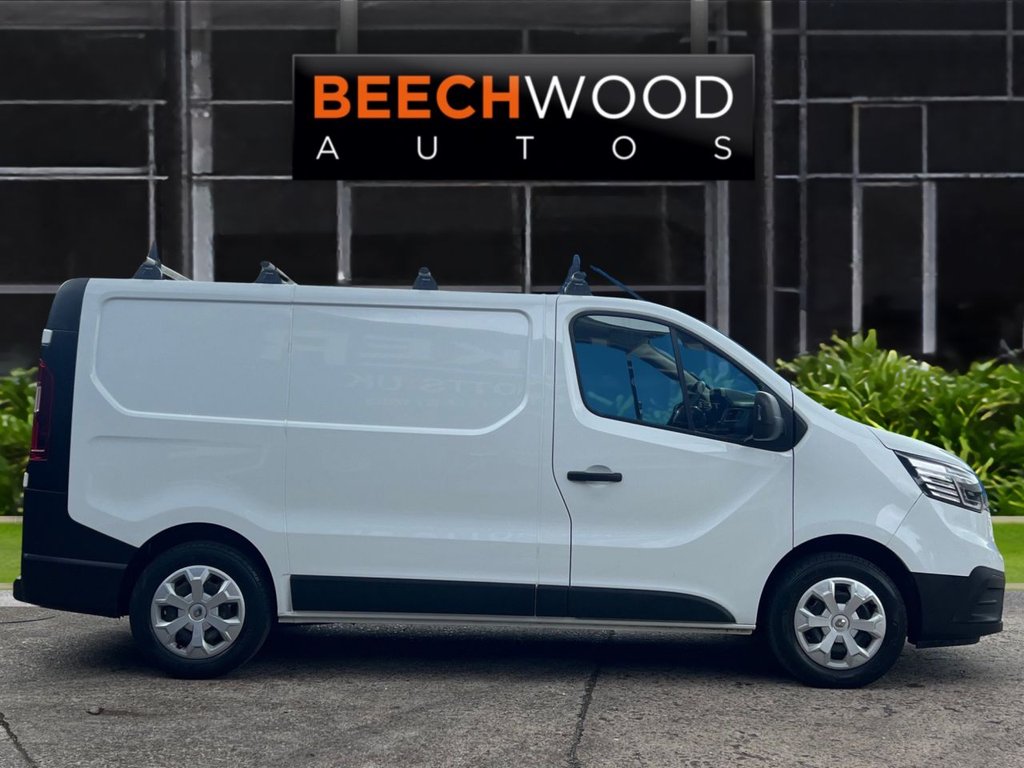 USED 2024 24 RENAULT TRAFIC 2.0 dCi Blue SL30 Start Panel Van 5dr Diesel Manual L1 H1 Euro 6 (s/s) (130 ps) 