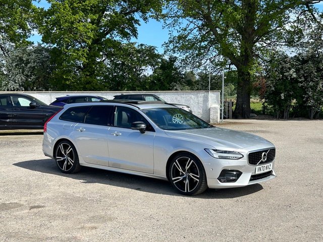 View our VOLVO V90