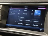 USED 2017 67 LAND ROVER RANGE ROVER EVOQUE 2.0 TD4 SE Tech SUV 5dr Diesel Auto 4WD Euro 6 (s/s) (180 ps) 