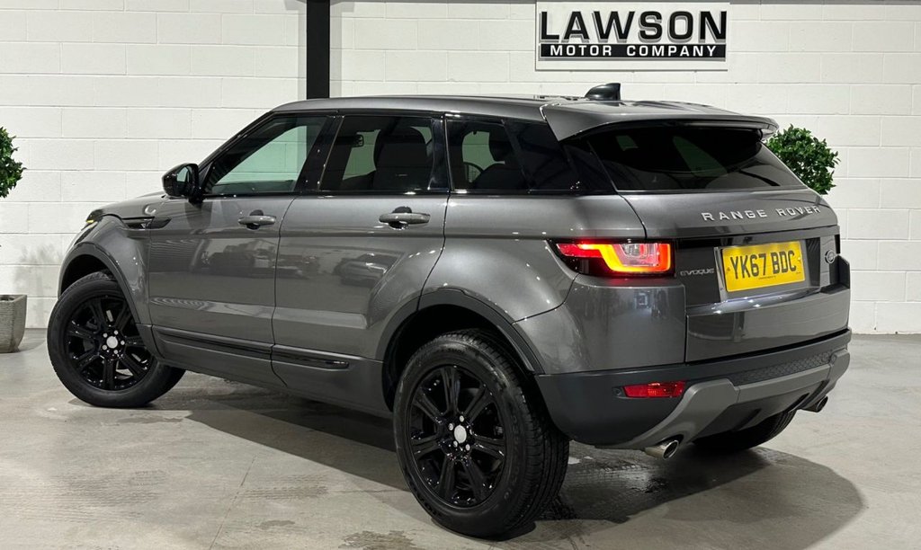 USED 2017 67 LAND ROVER RANGE ROVER EVOQUE 2.0 TD4 SE Tech SUV 5dr Diesel Auto 4WD Euro 6 (s/s) (180 ps) 