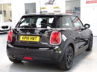 USED 2018 18 MINI HATCH 1.5 Cooper Hatchback 3dr Petrol Manual Euro 6 (s/s) (136 ps) SAT NAV-APPLE CARPLAY-DAB