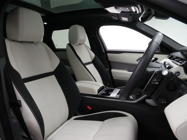 View our LAND ROVER RANGE ROVER VELAR