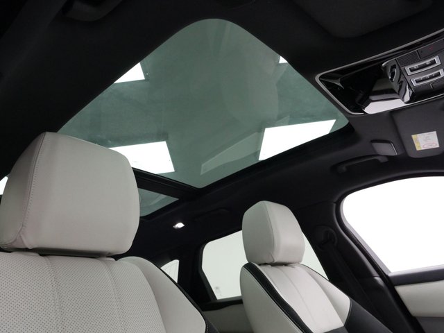 View our LAND ROVER RANGE ROVER VELAR