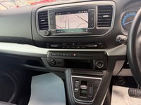 USED 2021 71 VAUXHALL Vivaro Life Electric 50kWh Elite MPV 5dr Electric Auto LWB (8 Seat, 7.4kW Charger) (136 ps) 