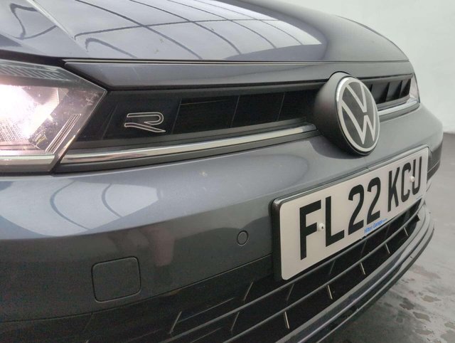 USED 2022 22 VOLKSWAGEN POLO 1.0 Polo R-Line TSi 5dr CLICK+COLLECT / HOME DELIVERY