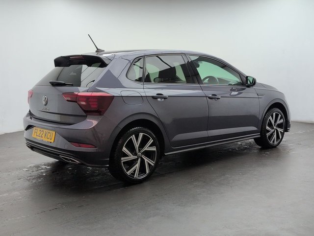 USED 2022 22 VOLKSWAGEN POLO 1.0 Polo R-Line TSi 5dr CLICK+COLLECT / HOME DELIVERY