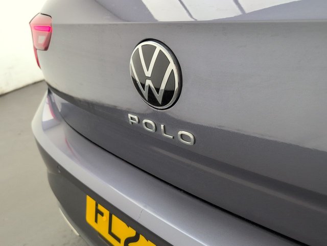 USED 2022 22 VOLKSWAGEN POLO 1.0 Polo R-Line TSi 5dr CLICK+COLLECT / HOME DELIVERY