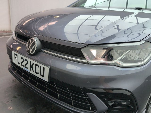 USED 2022 22 VOLKSWAGEN POLO 1.0 Polo R-Line TSi 5dr CLICK+COLLECT / HOME DELIVERY