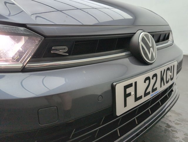 USED 2022 22 VOLKSWAGEN POLO 1.0 Polo R-Line TSi 5dr CLICK+COLLECT / HOME DELIVERY