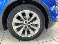 USED 2018 18 VAUXHALL MOKKA X 1.4i Turbo Elite Nav SUV 5dr Petrol Auto Euro 6 (140 ps) AEGEAN BLUE / BLACK JASMINE LEATHER TRIM / DUAL ZONE CLIMATE / HEATED FRONT SEATS / ELECTRIC WINDOWS / POWERFOLD MIRRORS / AUTOMATIC LIGHTS / CRUISE CONTROL / SPEED LIMITER / FRONT AND REAR SENSORS / DAB / BLUETOOTH / USB / SCREEN PROJECTION / SATNAV / PRIVACY GLASS / 18" ALLOY WHEELS / SERVICE HISTORY
