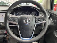 USED 2018 18 VAUXHALL MOKKA X 1.4i Turbo Elite Nav SUV 5dr Petrol Auto Euro 6 (140 ps) AEGEAN BLUE / BLACK JASMINE LEATHER TRIM / DUAL ZONE CLIMATE / HEATED FRONT SEATS / ELECTRIC WINDOWS / POWERFOLD MIRRORS / AUTOMATIC LIGHTS / CRUISE CONTROL / SPEED LIMITER / FRONT AND REAR SENSORS / DAB / BLUETOOTH / USB / SCREEN PROJECTION / SATNAV / PRIVACY GLASS / 18" ALLOY WHEELS / SERVICE HISTORY