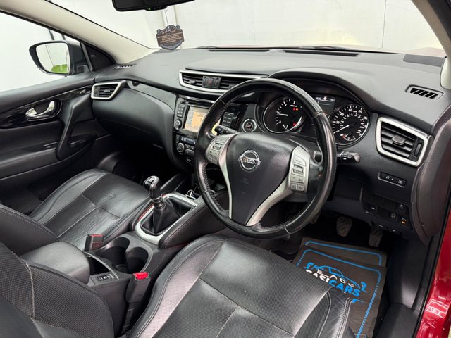 View our NISSAN QASHQAI