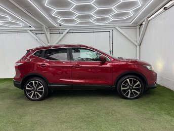 View our NISSAN QASHQAI