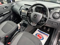 USED 2015 15 RENAULT CAPTUR 1.5 dCi ENERGY Dynamique MediaNav SUV 5dr Diesel Manual Euro 5 (s/s) (90 ps) &pound;20 PER YEAR ROAD TAX?SAT NAV?GREAT SERVICE HISTORY?10 STAMPS?