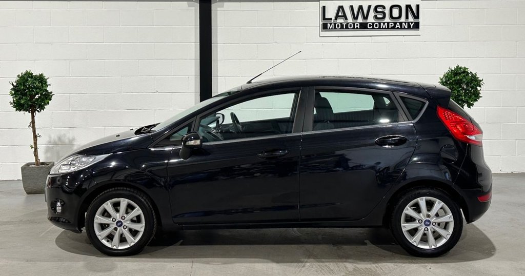 USED 2011 11 FORD FIESTA 1.25 Zetec Hatchback 5dr Petrol Manual (129 g/km, 81 bhp) 