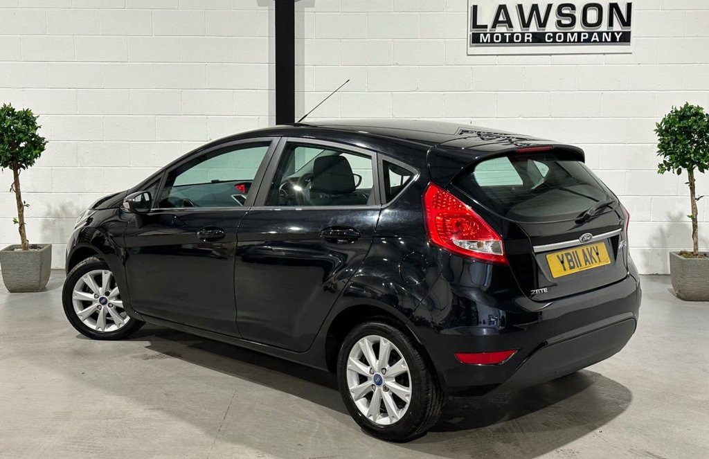 USED 2011 11 FORD FIESTA 1.25 Zetec Hatchback 5dr Petrol Manual (129 g/km, 81 bhp) 