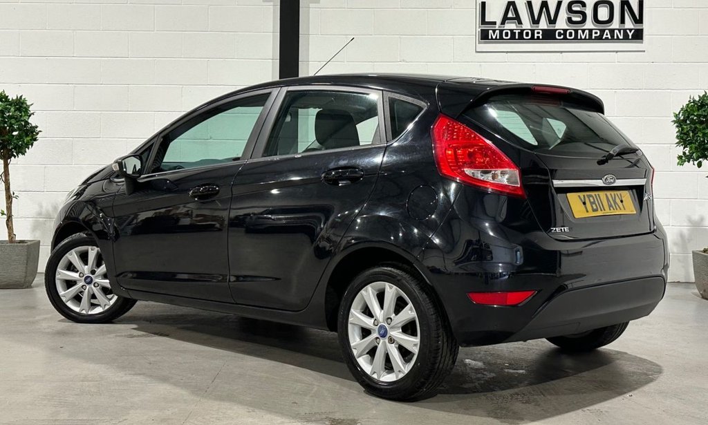 USED 2011 11 FORD FIESTA 1.25 Zetec Hatchback 5dr Petrol Manual (129 g/km, 81 bhp) 