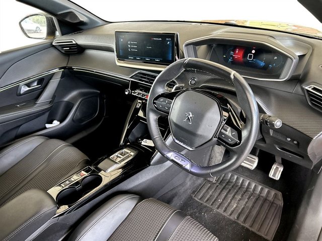 View our PEUGEOT 208
