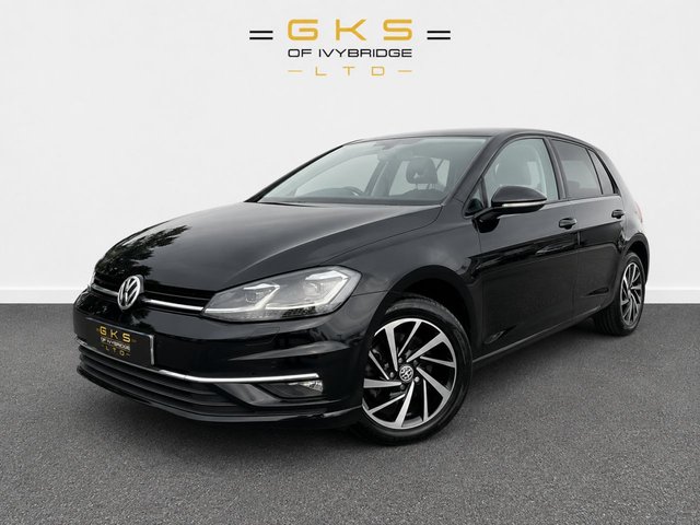 View our Volkswagen Golf range