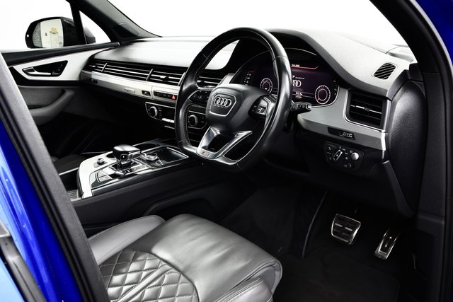USED 2017 67 AUDI SQ7 4.0 TDI V8 SUV 5dr Diesel Tiptronic quattro Euro 6 (s/s) (435 ps) &pound;16k Extras | Dynamic/Tech/C&S