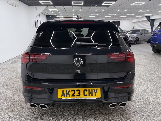 View our VOLKSWAGEN GOLF