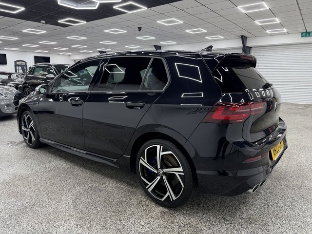 View our VOLKSWAGEN GOLF