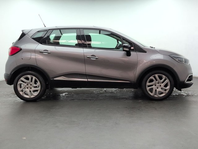 USED 2017 17 RENAULT CAPTUR 0.9 Captur Dynamique Nav TCe 5dr CLICK+COLLECT / HOME DELIVERY