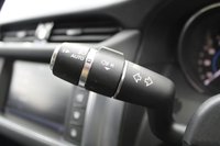 USED 2016 66 JAGUAR XF 2.0d R-Sport Saloon 4dr Diesel Auto Euro 6 (s/s) (180 ps) 2 KEYS / 1 OWNER