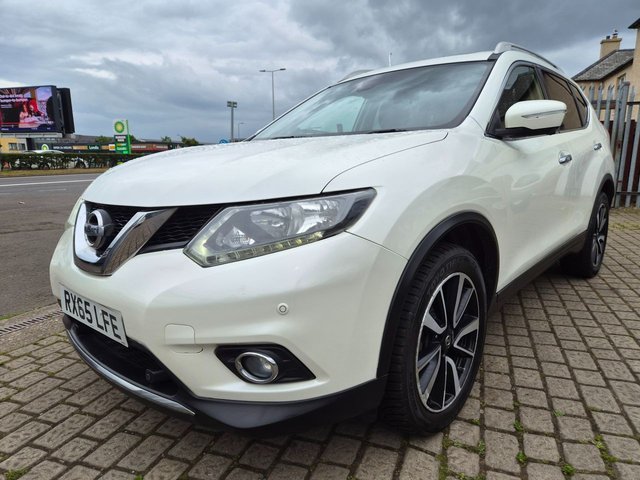 View our NISSAN X-TRAIL