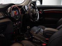 USED 2021 70 MINI HATCH 1.5 Cooper Exclusive Hatchback 3dr Petrol Manual Euro 6 (s/s) (136 ps) 
