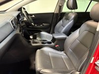 USED 2017 67 KIA SPORTAGE 1.7 CRDi 3 SUV 5dr Diesel DCT Euro 6 (s/s) (139 bhp) Panoramic Opening Roof-Sat Nav-Heated Leather-2 Keys
