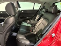 USED 2017 67 KIA SPORTAGE 1.7 CRDi 3 SUV 5dr Diesel DCT Euro 6 (s/s) (139 bhp) Panoramic Opening Roof-Sat Nav-Heated Leather-2 Keys