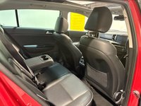 USED 2017 67 KIA SPORTAGE 1.7 CRDi 3 SUV 5dr Diesel DCT Euro 6 (s/s) (139 bhp) Panoramic Opening Roof-Sat Nav-Heated Leather-2 Keys