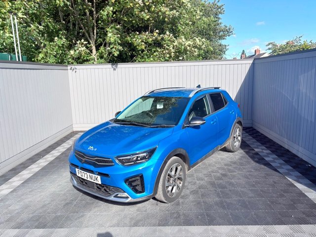 View our KIA STONIC