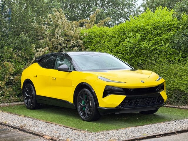 View our Lotus Eletre 112kWh R SUV 5dr Electric Auto 4WD (Dual Motor) (917 ps)