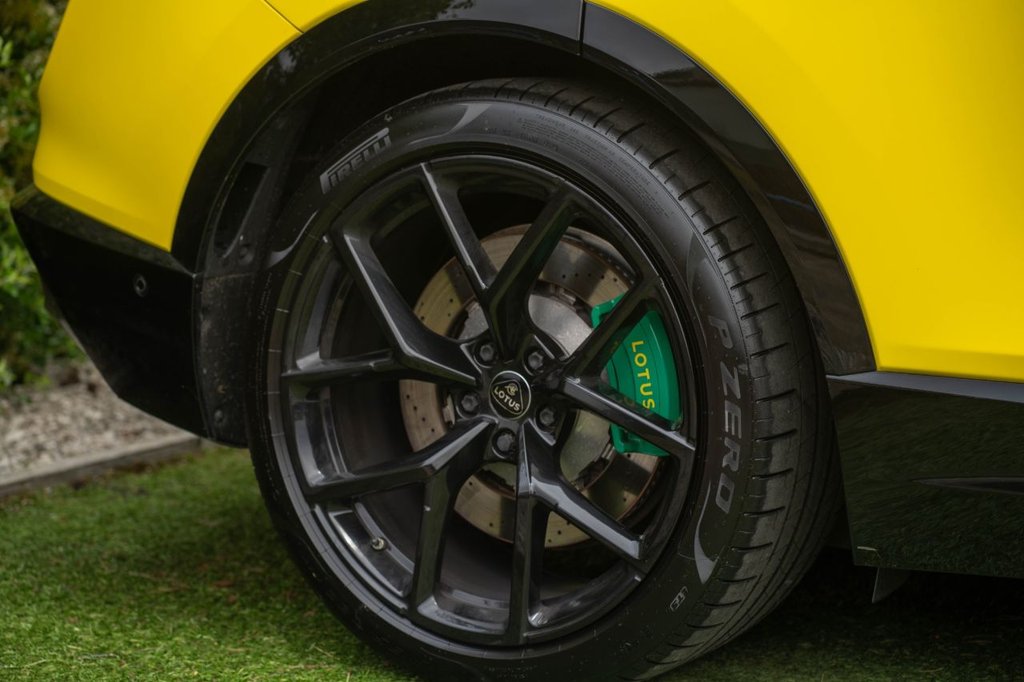 USED 2023 73 LOTUS ELETRE 112kWh R SUV 5dr Electric Auto 4WD (Dual Motor) (917 ps) FULL CLEAR PROTECTIVE MATT WRAP AMAZING SOUND EXPERIENCE FROM DOLBY 3D ATMOS SYSTEM 917 BHP 0-60 2.9 SECS WLTP RANGE 304 MILES