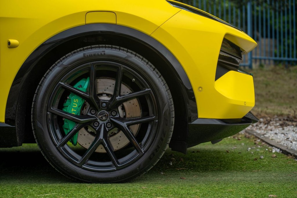 USED 2023 73 LOTUS ELETRE 112kWh R SUV 5dr Electric Auto 4WD (Dual Motor) (917 ps) FULL CLEAR PROTECTIVE MATT WRAP AMAZING SOUND EXPERIENCE FROM DOLBY 3D ATMOS SYSTEM 917 BHP 0-60 2.9 SECS WLTP RANGE 304 MILES