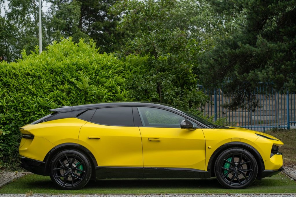 USED 2023 73 LOTUS ELETRE 112kWh R SUV 5dr Electric Auto 4WD (Dual Motor) (917 ps) FULL CLEAR PROTECTIVE MATT WRAP AMAZING SOUND EXPERIENCE FROM DOLBY 3D ATMOS SYSTEM 917 BHP 0-60 2.9 SECS WLTP RANGE 304 MILES
