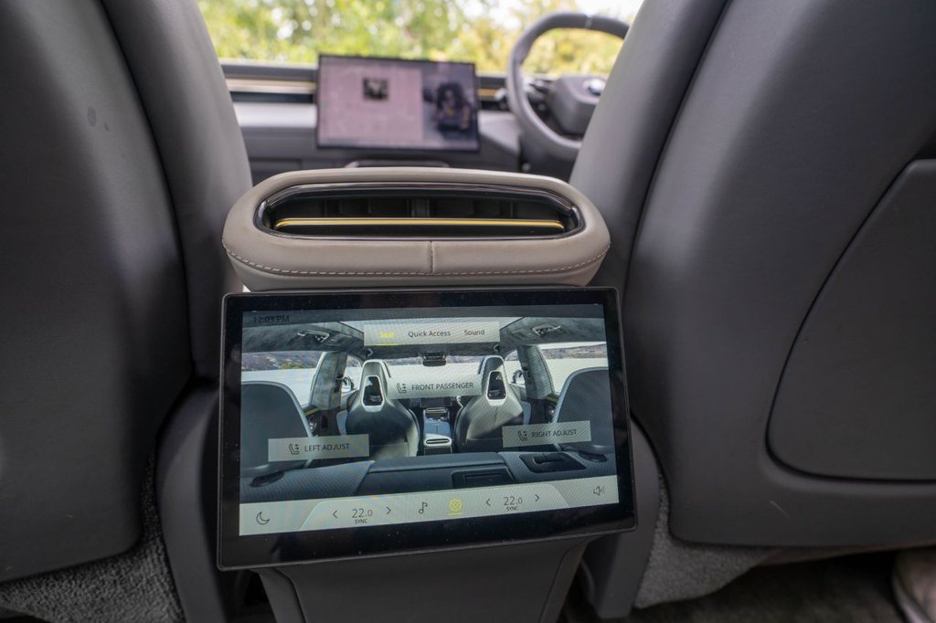 USED 2023 73 LOTUS ELETRE 112kWh R SUV 5dr Electric Auto 4WD (Dual Motor) (917 ps) FULL CLEAR PROTECTIVE MATT WRAP AMAZING SOUND EXPERIENCE FROM DOLBY 3D ATMOS SYSTEM 917 BHP 0-60 2.9 SECS WLTP RANGE 304 MILES