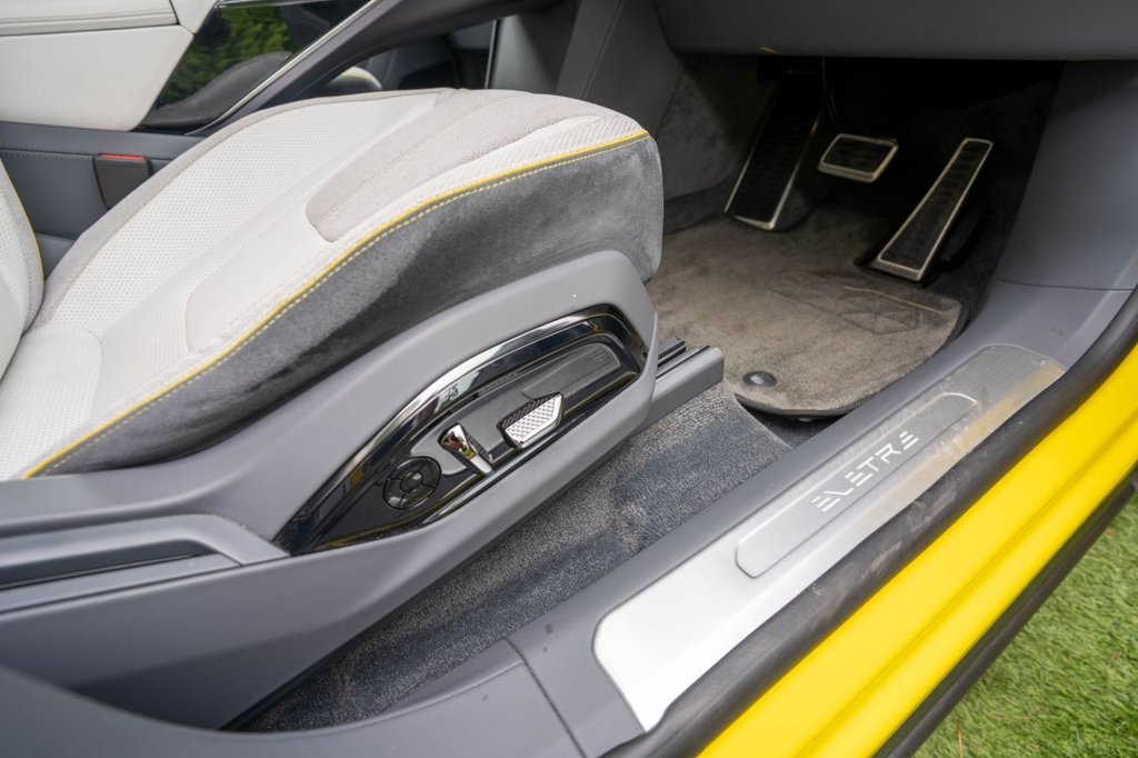 USED 2023 73 LOTUS ELETRE 112kWh R SUV 5dr Electric Auto 4WD (Dual Motor) (917 ps) FULL CLEAR PROTECTIVE MATT WRAP AMAZING SOUND EXPERIENCE FROM DOLBY 3D ATMOS SYSTEM 917 BHP 0-60 2.9 SECS WLTP RANGE 304 MILES