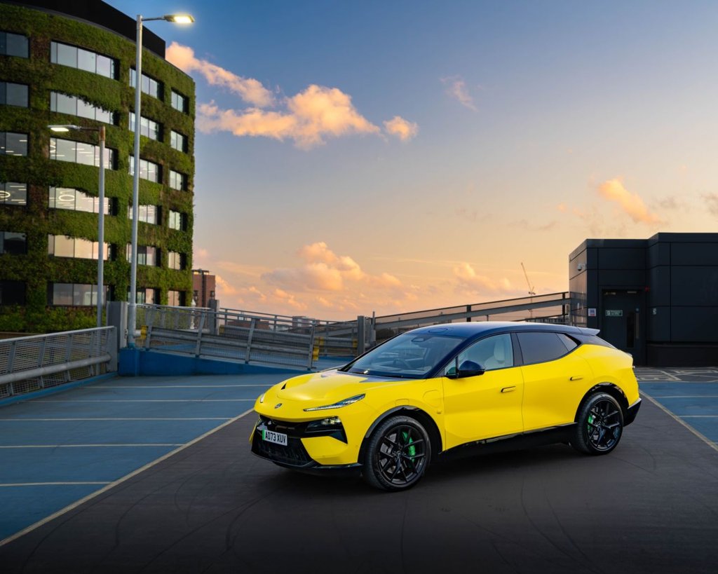 USED 2023 73 LOTUS ELETRE 112kWh R SUV 5dr Electric Auto 4WD (Dual Motor) (917 ps) FULL CLEAR PROTECTIVE MATT WRAP AMAZING SOUND EXPERIENCE FROM DOLBY 3D ATMOS SYSTEM 917 BHP 0-60 2.9 SECS WLTP RANGE 304 MILES