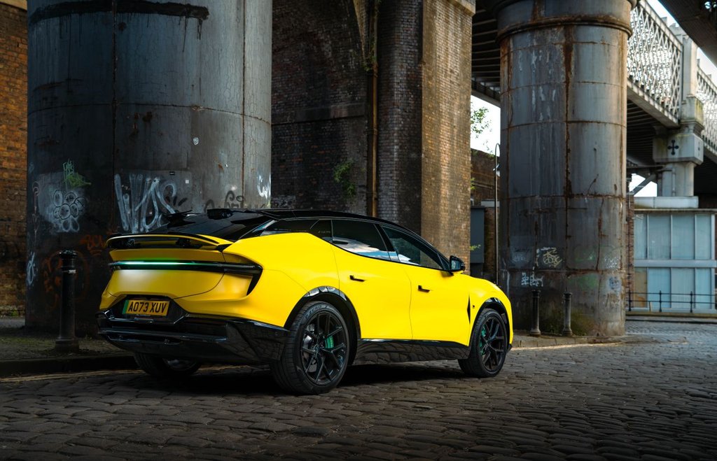 USED 2023 73 LOTUS ELETRE 112kWh R SUV 5dr Electric Auto 4WD (Dual Motor) (917 ps) FULL CLEAR PROTECTIVE MATT WRAP AMAZING SOUND EXPERIENCE FROM DOLBY 3D ATMOS SYSTEM 917 BHP 0-60 2.9 SECS WLTP RANGE 304 MILES