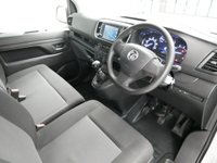 USED 2023 23 VAUXHALL VIVARO 2900 1.5 D 100 BHP L2 LONG PRIME EDITION 6 DOOR L2 LONG | AIR CON | 6 DOORS | CARPLAY